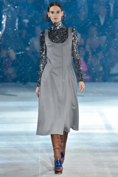 Look 52